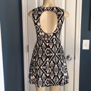 PINK Victoria's Secret Dresses - PINK Victoria’s Secret fit n flare dress sz S PINK Victoria's Secret Dresses - PINK Victoria’s Secret fit n flare dress sz S